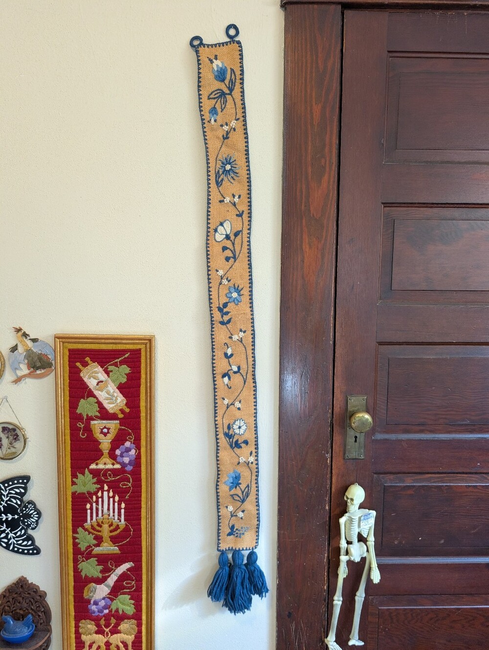 Burlap Wall Hanging Swirling Floral Design Blue Brown Tassels Handmade 60"x4.5"